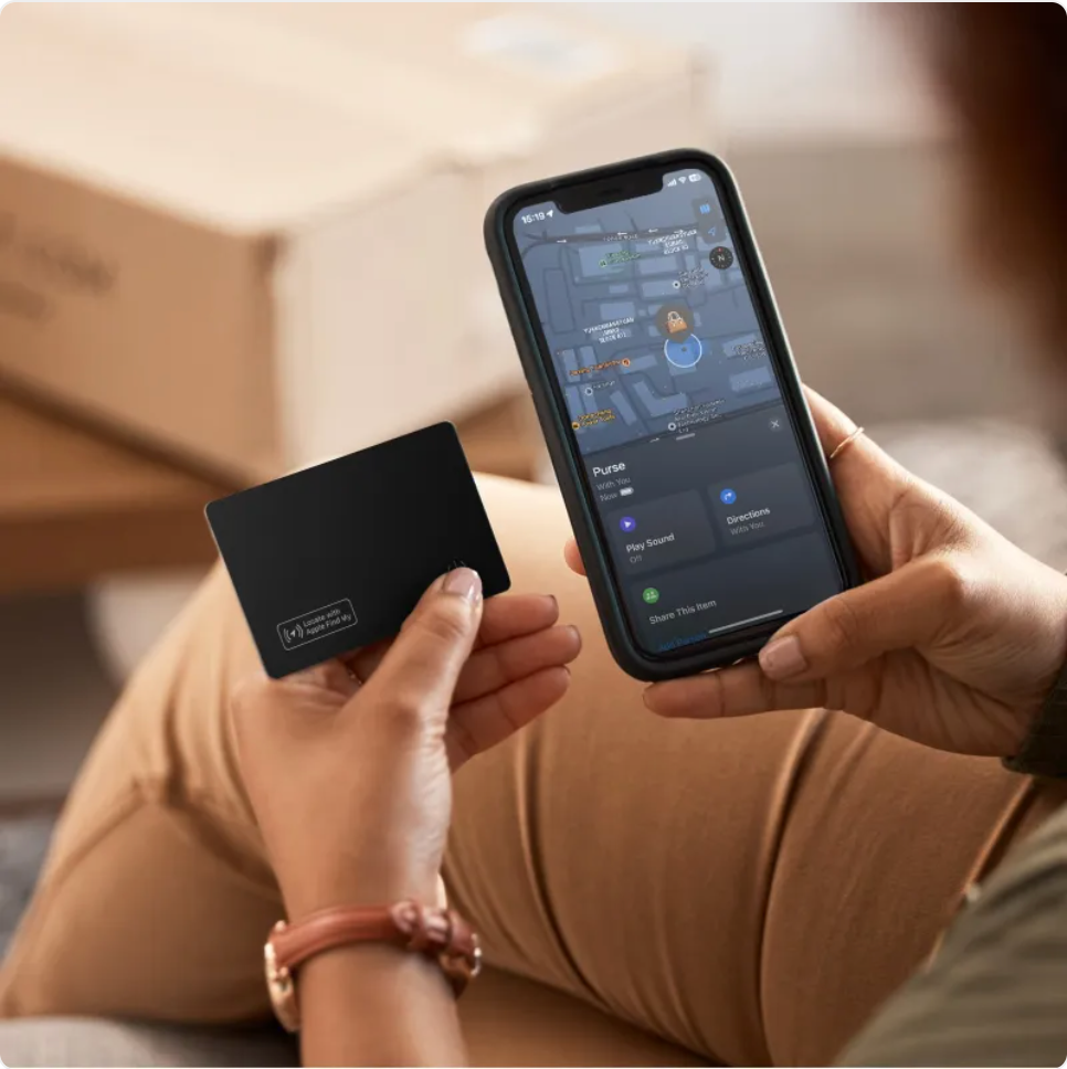 Ultra-Thin Card GPS Tracker