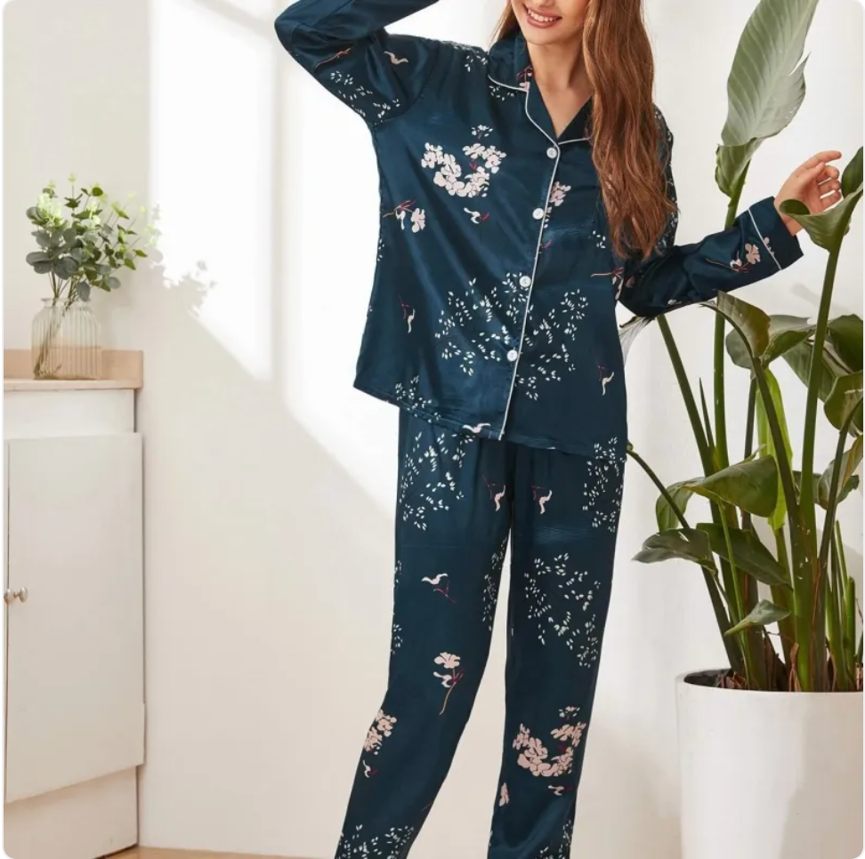 Women's Stretch Satin Two-Piece Pajama Set