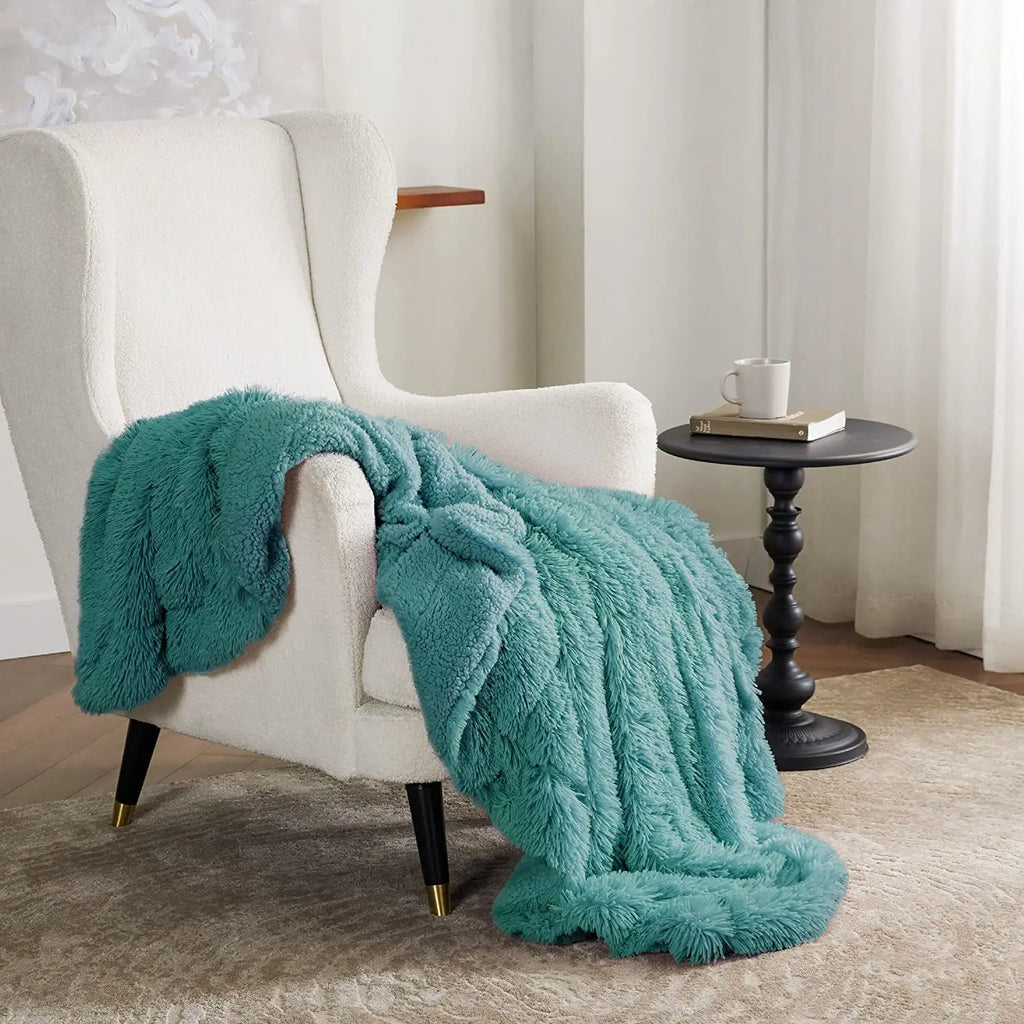 Shaggy Faux Fur Sherpa Throw Blanket - Reversible Fluffy Plush Blanket for Couch & Sofa